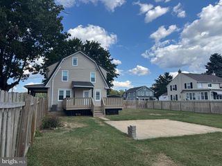 102 LIGHTNER RD, York, PA 17404