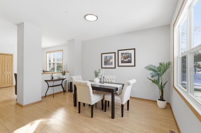 4552 Blaylock Way 4301, Inver Grove Heights, MN 55076