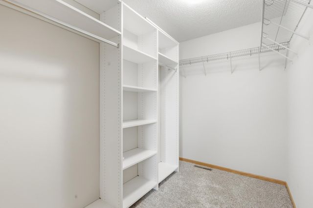 4552 Blaylock Way 4301, Inver Grove Heights, MN 55076