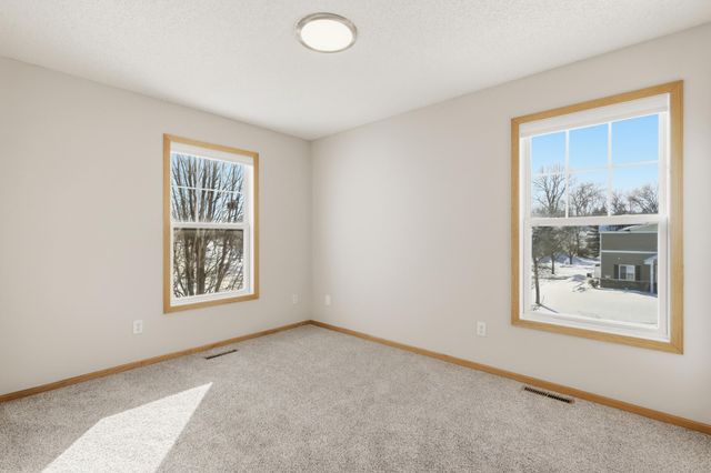 4552 Blaylock Way 4301, Inver Grove Heights, MN 55076