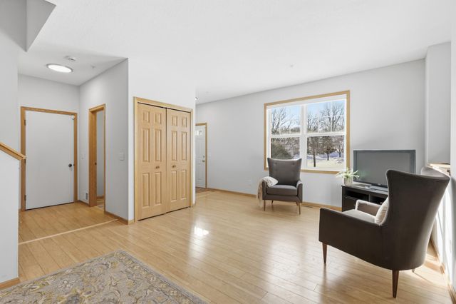 4552 Blaylock Way 4301, Inver Grove Heights, MN 55076