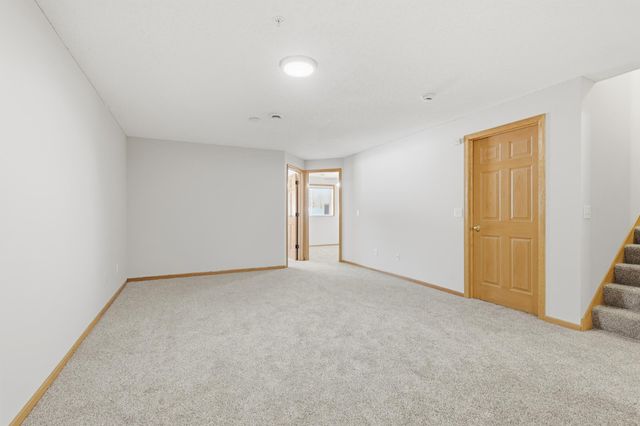 4552 Blaylock Way 4301, Inver Grove Heights, MN 55076