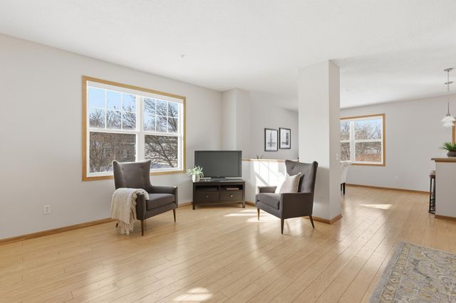 4552 Blaylock Way 4301, Inver Grove Heights, MN 55076