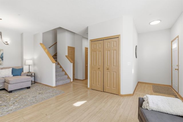 4552 Blaylock Way 4301, Inver Grove Heights, MN 55076