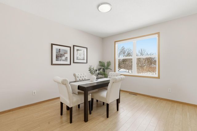 4552 Blaylock Way 4301, Inver Grove Heights, MN 55076