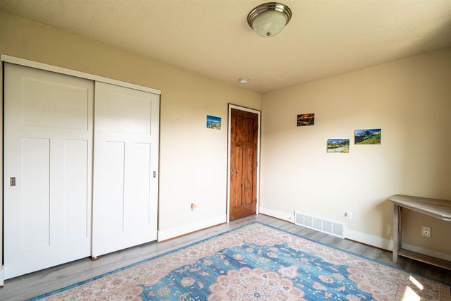 9806 E Hoffman Ct, Spokane, WA 99206
