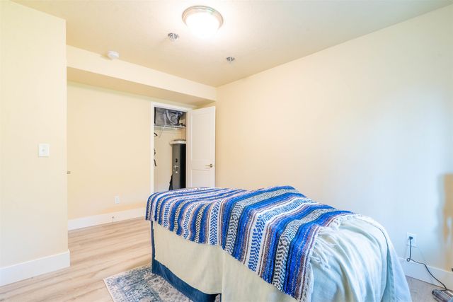 9806 E Hoffman Ct, Spokane, WA 99206
