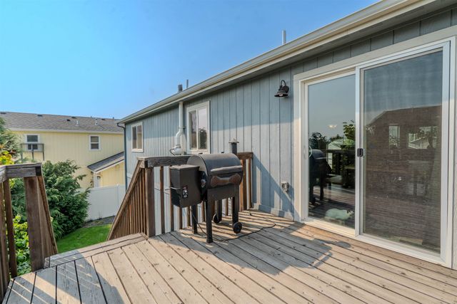 9806 E Hoffman Ct, Spokane, WA 99206