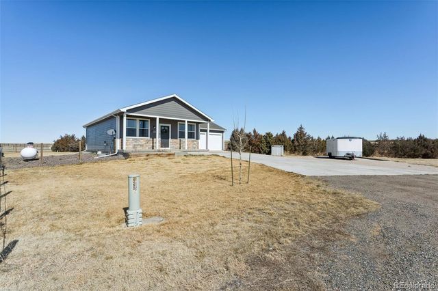 1434 4th Court, Deer Trail, CO 80105