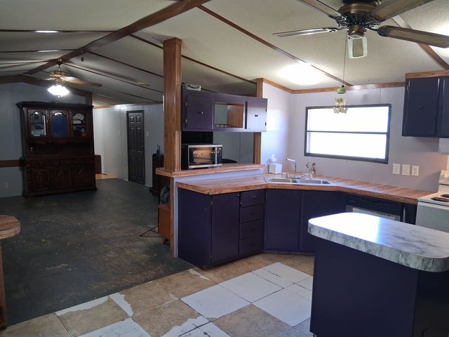 8973 Pearson Rd, Ore City, TX 75683
