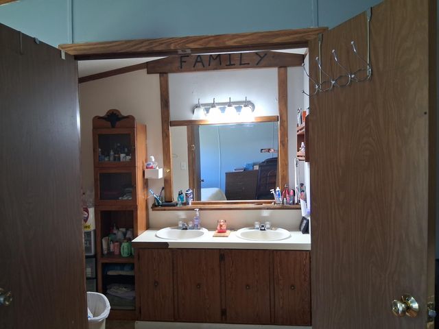8973 Pearson Rd, Ore City, TX 75683