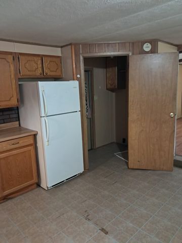 8973 Pearson Rd, Ore City, TX 75683