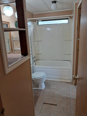 8973 Pearson Rd, Ore City, TX 75683