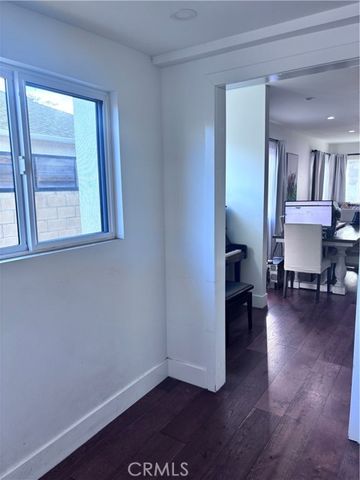 8328 Mcconnell, Los Angeles, CA 90045