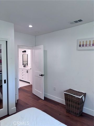 8328 Mcconnell, Los Angeles, CA 90045