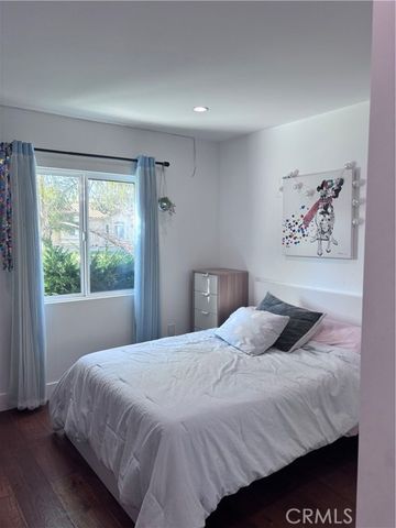 8328 Mcconnell, Los Angeles, CA 90045