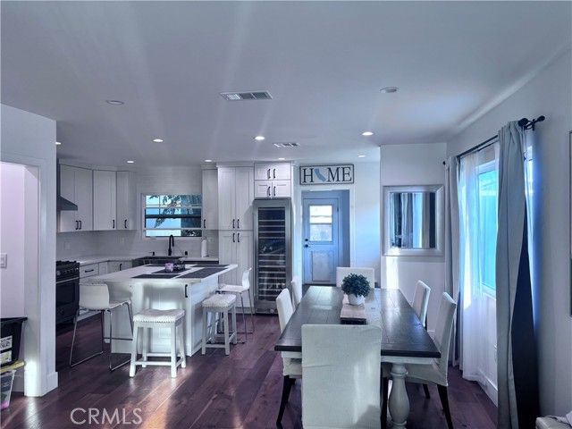 8328 Mcconnell, Los Angeles, CA 90045