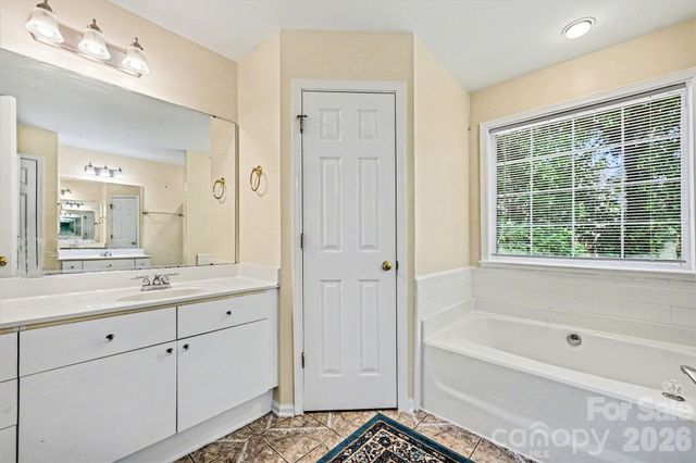 6900 Beamish Place, Mint Hill, NC 28227