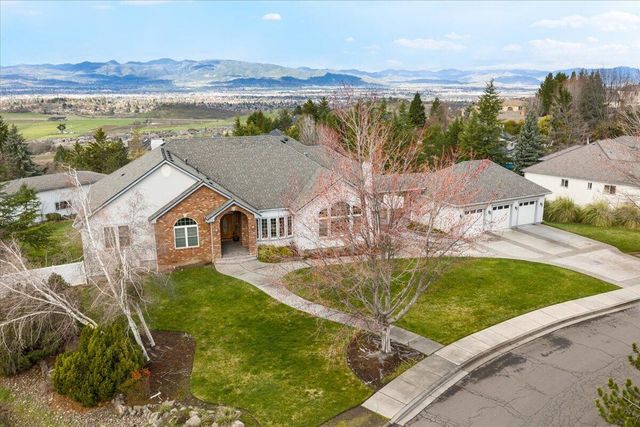 1501 Satellite Drive, Medford, OR 97504