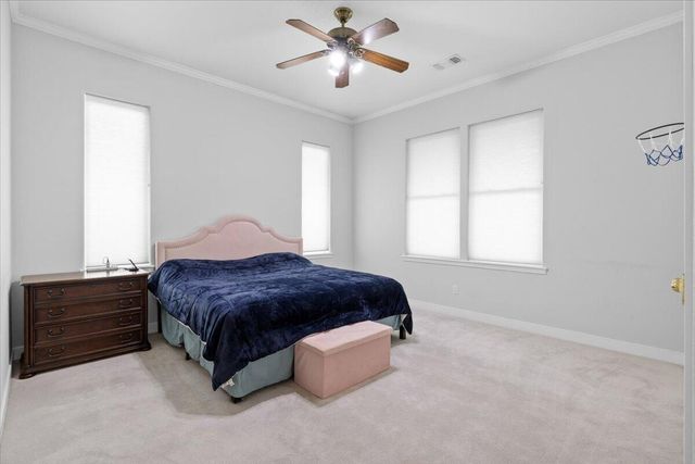 1501 Satellite Drive, Medford, OR 97504