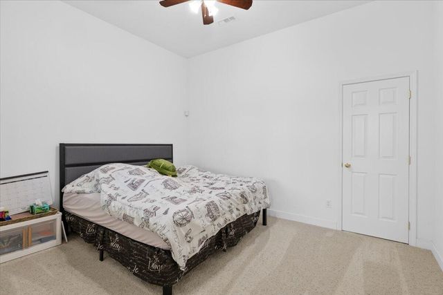 1501 Satellite Drive, Medford, OR 97504