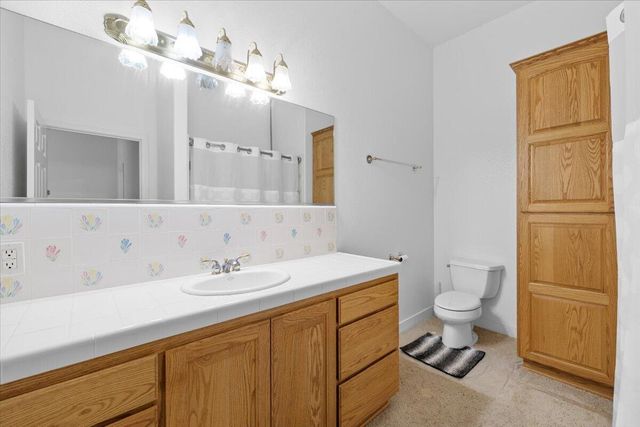 1501 Satellite Drive, Medford, OR 97504