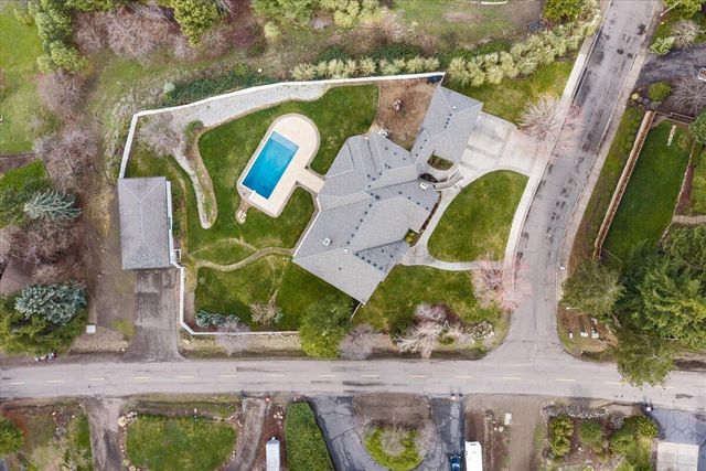 1501 Satellite Drive, Medford, OR 97504