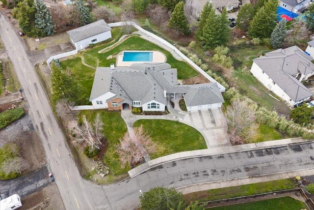 1501 Satellite Drive, Medford, OR 97504