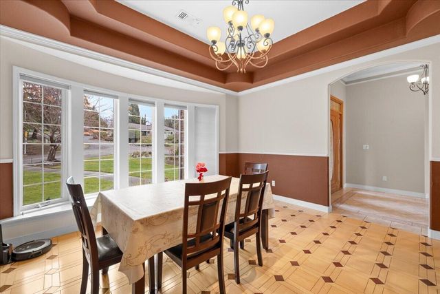 1501 Satellite Drive, Medford, OR 97504