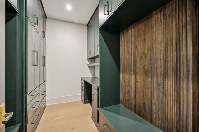 8100 Turning Point Drive, Brentwood, TN 37027