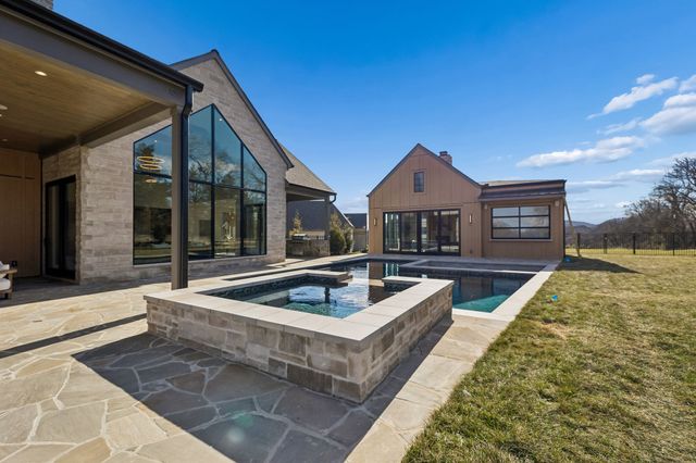 8100 Turning Point Drive, Brentwood, TN 37027