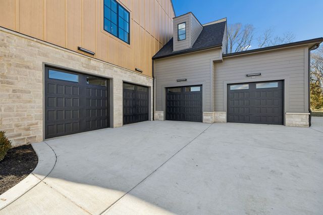 8100 Turning Point Drive, Brentwood, TN 37027