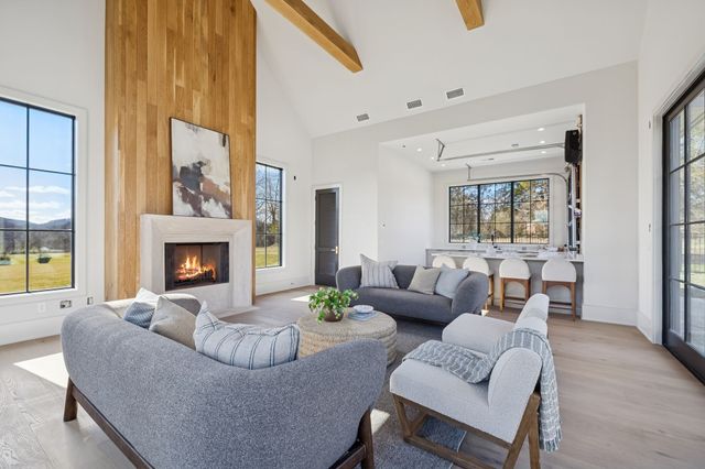 8100 Turning Point Drive, Brentwood, TN 37027