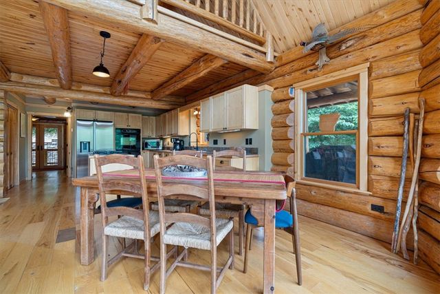 574 & 576 County Road 1361, Eureka Springs, AR 72631