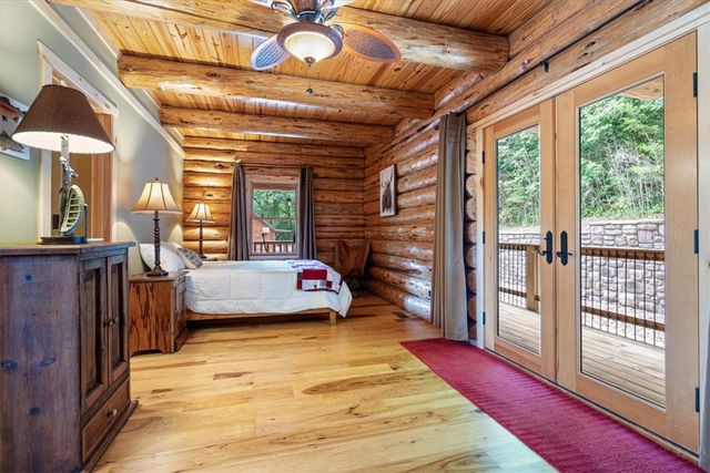 574 & 576 County Road 1361, Eureka Springs, AR 72631