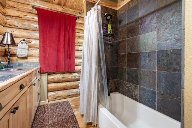 574 & 576 County Road 1361, Eureka Springs, AR 72631