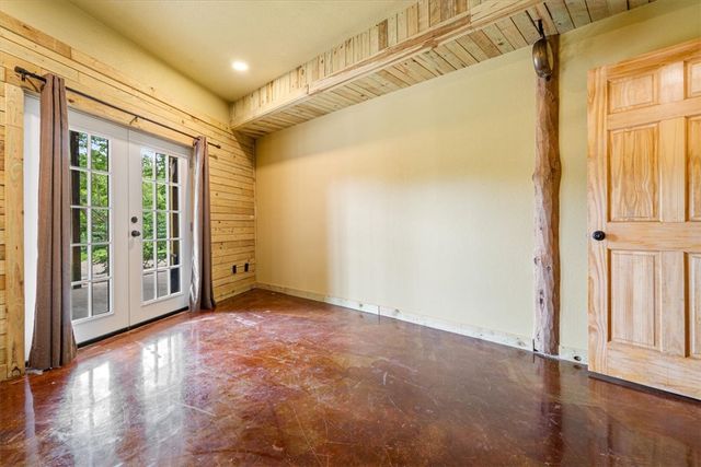 574 & 576 County Road 1361, Eureka Springs, AR 72631