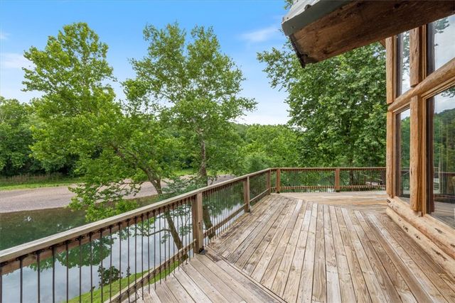 574 & 576 County Road 1361, Eureka Springs, AR 72631