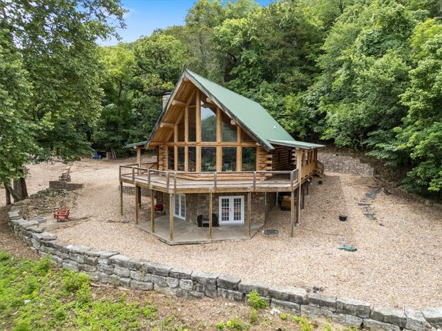 574 & 576 County Road 1361, Eureka Springs, AR 72631