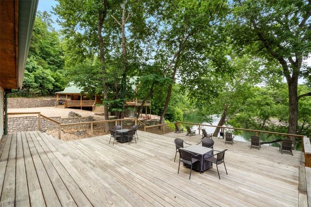 574 & 576 County Road 1361, Eureka Springs, AR 72631
