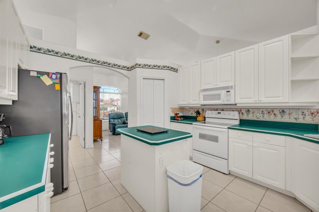 3407 SE Hart Circle, Port St. Lucie, Port St Lucie, FL 34984