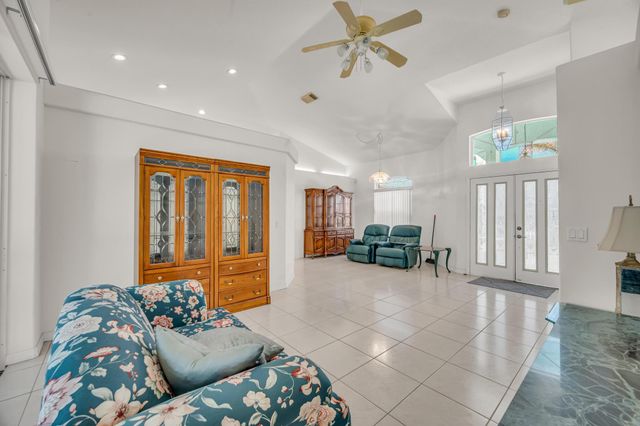 3407 SE Hart Circle, Port St. Lucie, Port St Lucie, FL 34984