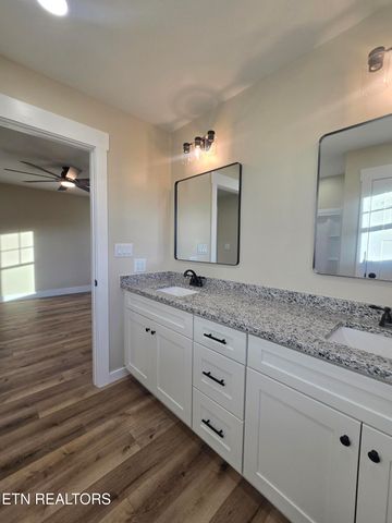 214 Hemlock Springs Drive, Helenwood, TN 37755