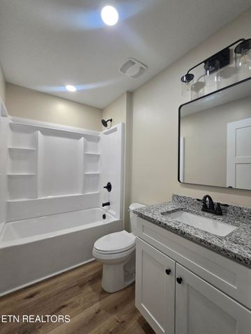 214 Hemlock Springs Drive, Helenwood, TN 37755