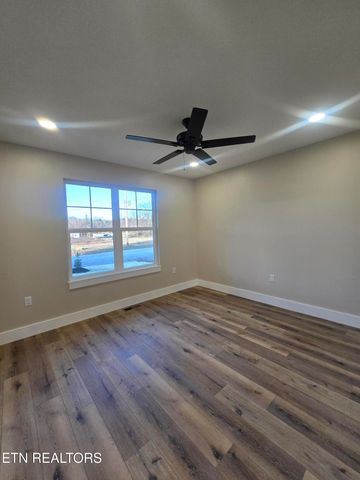 214 Hemlock Springs Drive, Helenwood, TN 37755