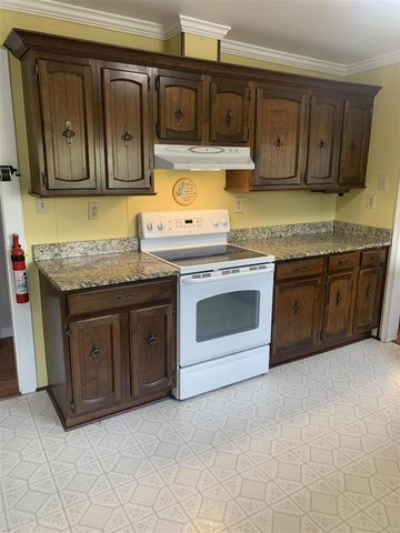 1521 Roosevelt Street, Ypsilanti, MI 48197