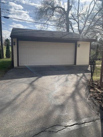 1521 Roosevelt Street, Ypsilanti, MI 48197