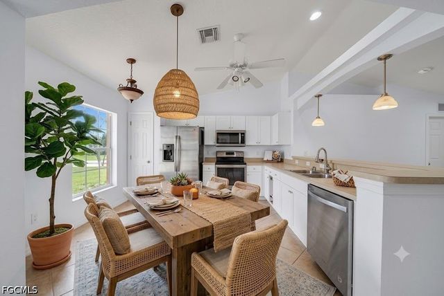 2707 42nd ST W, Lehigh Acres, FL 33971