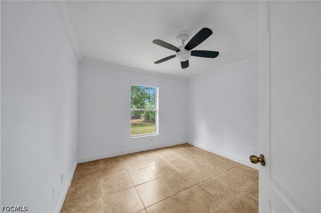 2707 42nd ST W, Lehigh Acres, FL 33971