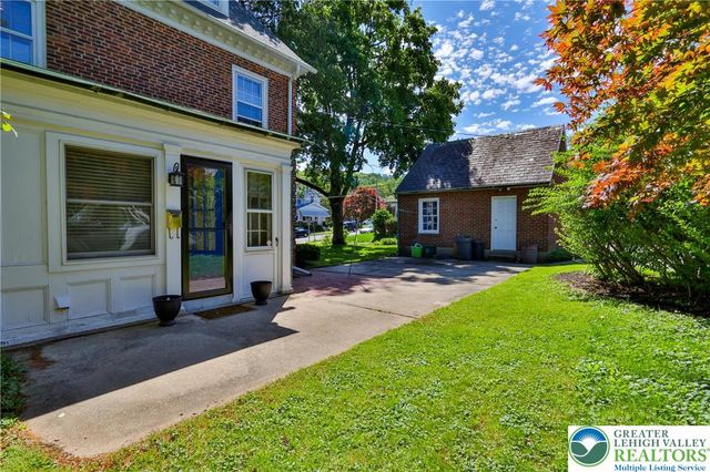 1242 Broadway, Fountain Hill Boro, PA 18015